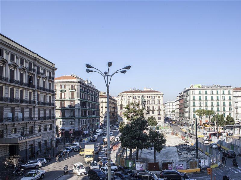 Bed and Breakfast Napoli Garibaldi Square Exterior foto